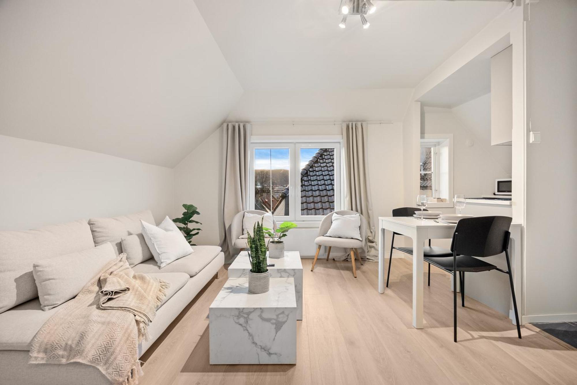 View To Bryggen - Renovated Dec 24 - Historic Cobblestone Street Apartman Bergen Kültér fotó